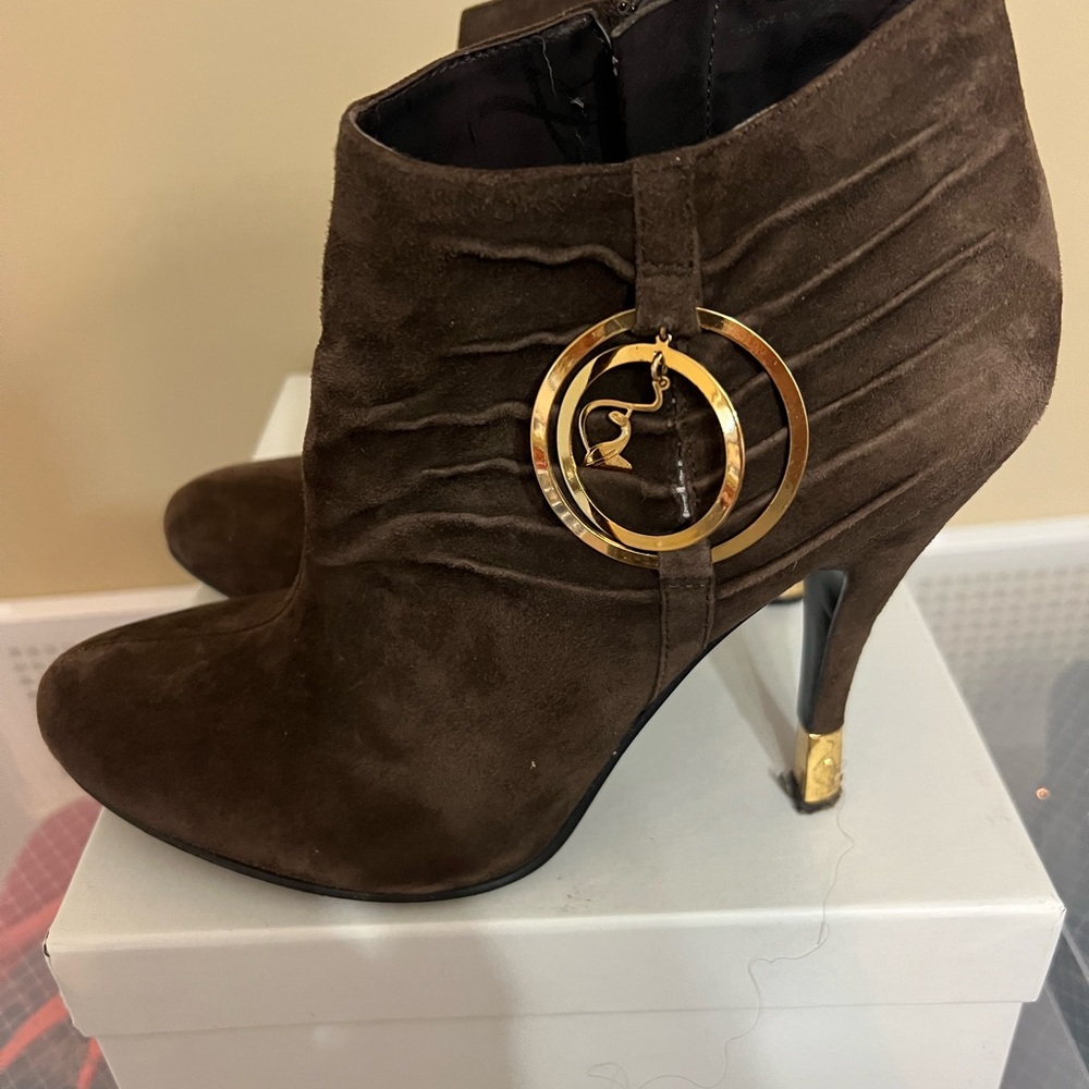Elegant Brown Suede Ankle Boots